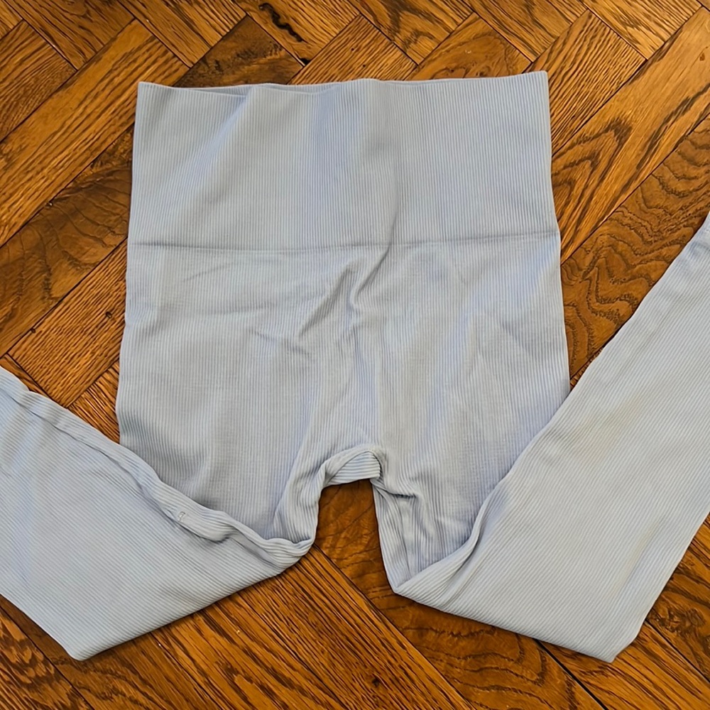 TLA any Morgan Stewart Ribbed Legging size XS/S